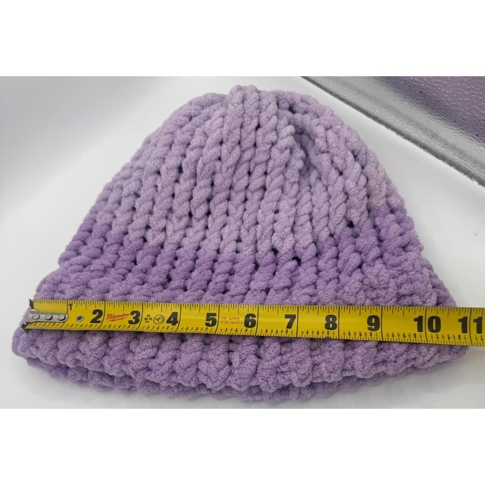 Handmade Chunky Knit Beanie Hat Thick Winter Cap Lavender Purple One Size - Picture 5 of 6
